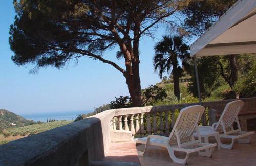 San Giorgio Villa | Villa Caferì