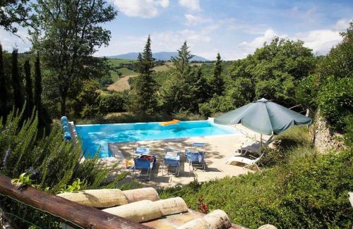 Pieve Santo Stefano Villa | Villa Calcina, Beautiful Tuscan Farmhouse