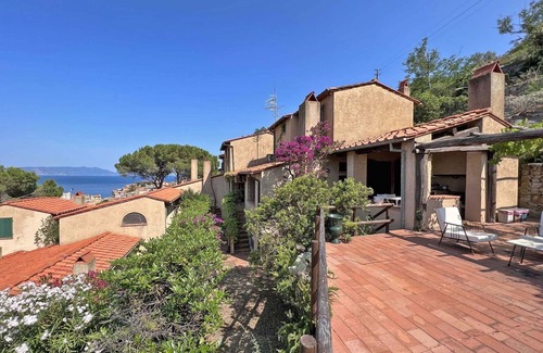 Giglio Porto Villa | VILLA CALYPSO Isola del Giglio, Tuscany