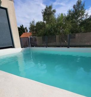 Le Grau-Du-Roi House | Villa Camarguaise entre Plage et centre ville avec bassin extérieur