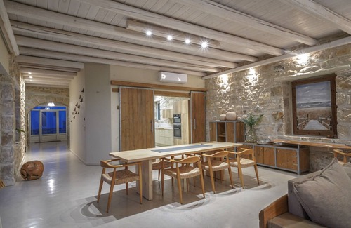 Faistos Villa | Villa Camping with private swimming pool near Komos beach ,Matala