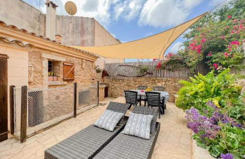 S Horta Villa | Villa Can Xesquet