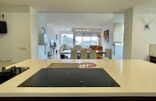 L'Estartit Villa | Villa Cantabric in Estartit for 12 people