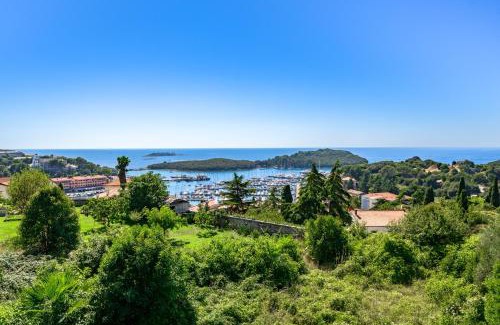 Vrsar Villa | Villa Carla- Istrian Stone Villa with Sea View