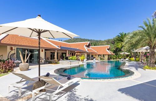 Rawai Villa | Villa Carlos, Luxury 7 BDR Private Pool Villa, Baan Bua Nai Harn, Phuket