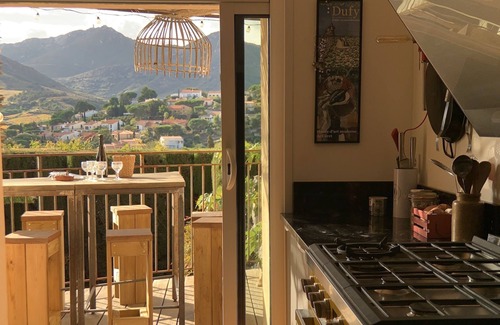 Collioure Villa | Villa-casaroom : Design decor, stunning view, top kitchen near the beaches