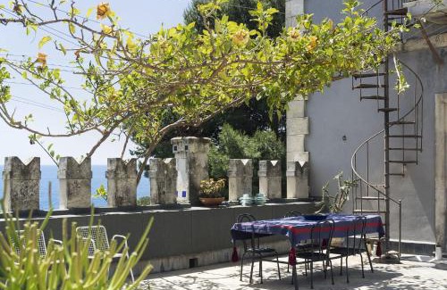 Stazzo House | Villa Castello Claves