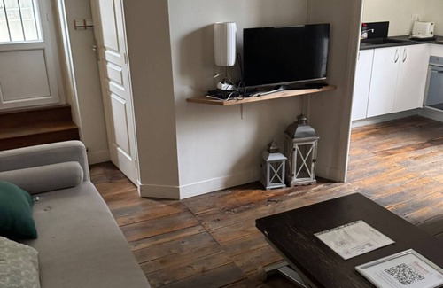 Brive-la-Gaillarde Apartment | Villa Chadourne - Le Vasco