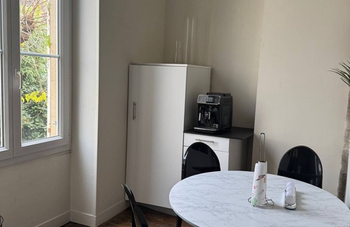 Brive-la-Gaillarde Apartment | Villa Chadourne - Le Vasco