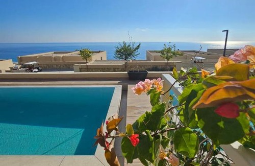 Jala Villa | Villa Champagne Green Coast Palase