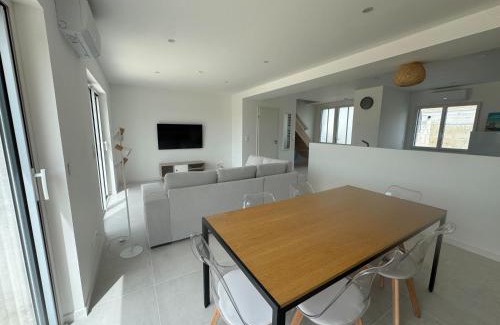 Salles sur Mer Apartment | Villa Champs et Mer