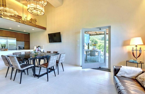 Panzano in Chianti Villa | VILLA CHIANTI ROSSO - Four Bedroom Villa, Sleeps 9