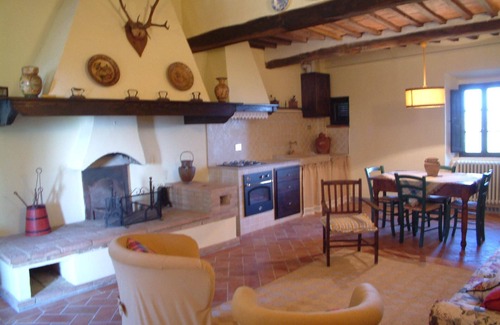 Chianni House | Villa 'Cimpoli casa' with garden and barbecue