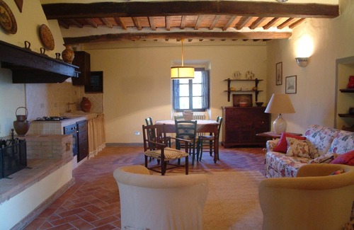 Chianni House | Villa 'Cimpoli casa' with garden and barbecue