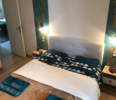 Carnoux-en-Provence Villa | Villa Cléa, belle propriété provençale, jardin, piscine, au calme