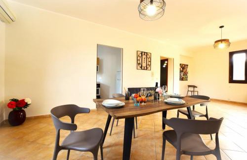 Torre Colonna-sperone Villa | Villa CLARA