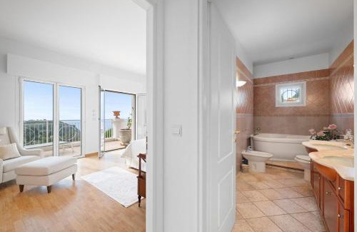 La Turbie House | VILLA COLLINA - Vue sur la Mer - Jardin - Parking