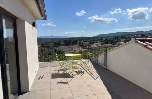 Puyloubier Villa | Villa contemp. 210m2 near Aix en Provence Ste-Victoire superb view Swimming pool