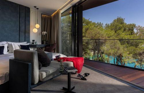 Cove Murtar Villa | Villa Contessa - Top 200 ultra luxury world villas