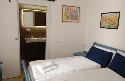 Arco Apartment | villa Cretaccio Arco,bilocale in casa di campagna a 5 Min dal lago con deposito bici e attrezzatura