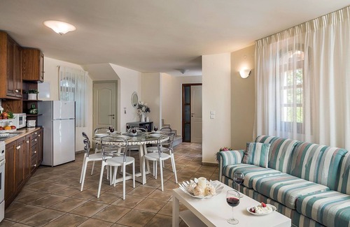 Maleme Villa | Villa Dahlia 3 bedroom villa