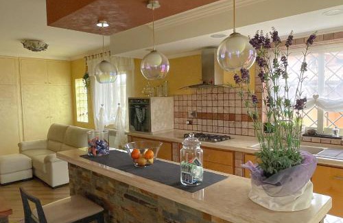 Anzio Villa | VILLA DAL PESCATORE Apartment - Elegant Retreat between Anzio & Nettuno with Garden and refined Patio - Train Station 500mt