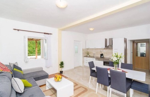 Konavle Villa | Villa Dalmatian Gem - Two-Bedroom Villa with Terrace and Swimming Pool