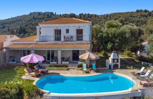 Petaleia Villa | Villa Danai by Villa Plus