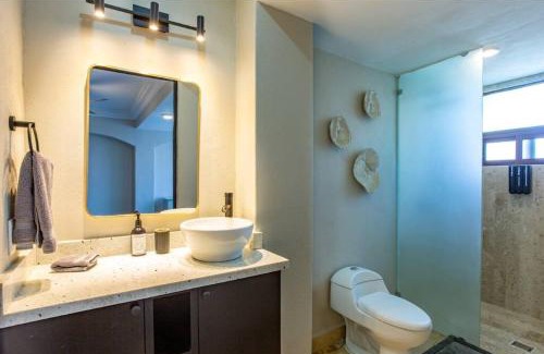 Pedregal Apartment | Villa de 6 Recámaras con Vistas al Mar en Pedregal