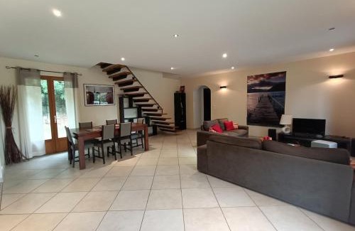 Veyrignac Villa | Villa de la croix de la main