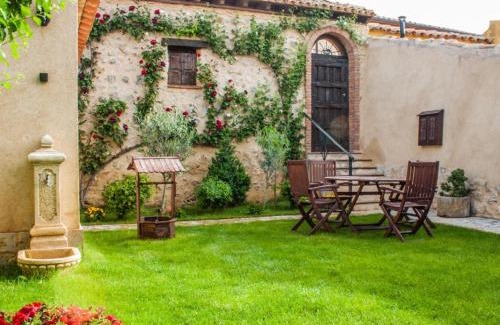 Uruena House | Villa De Urueña Casa de Ilustres