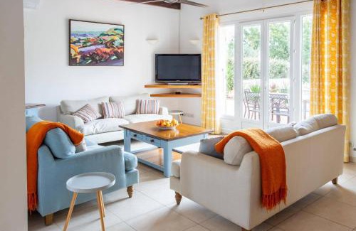 Villelongue-dels-Monts Villa | Villa del Monts by Villa Plus