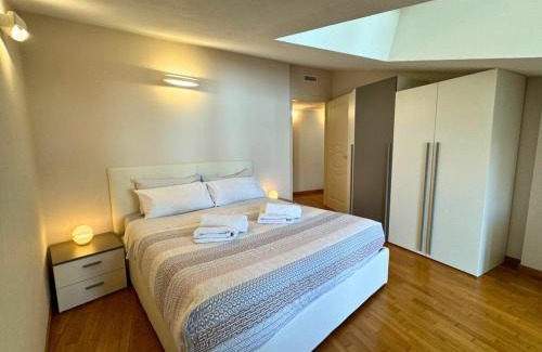 Alba House | Villa dell'Arco