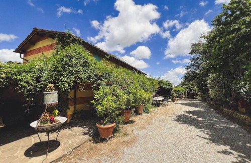 Vicopelago House | VILLA DELL´ORTENSIA