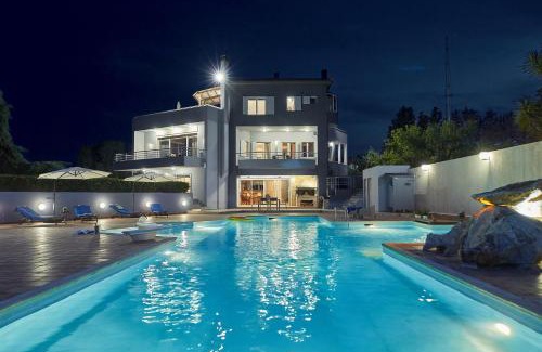 Velo-Vocha Villa | Villa Dennis