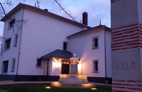 Aignan Villa | Villa des Années 30 au Cœur de la Toscane Gersoise