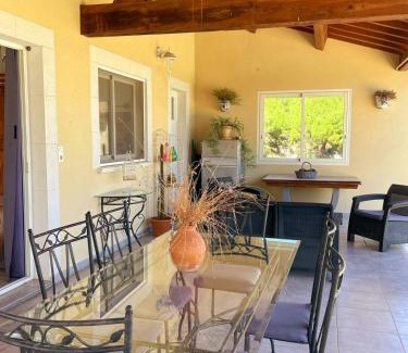 Bellegarde Villa | Villa des Antonins