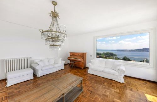 Meina Villa | Villa Desira by Casa da Suite