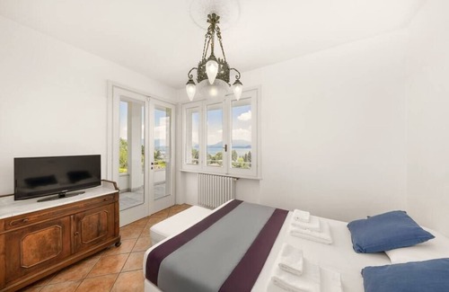 Meina Apartment | Villa Desire by Casa da Suite