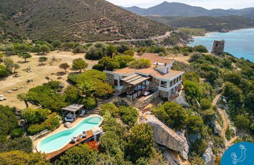 Terra Mala Villa | Villa di Cala Regina, Maison de charme