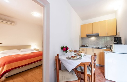 Stikovica Apartment | Villa Doris