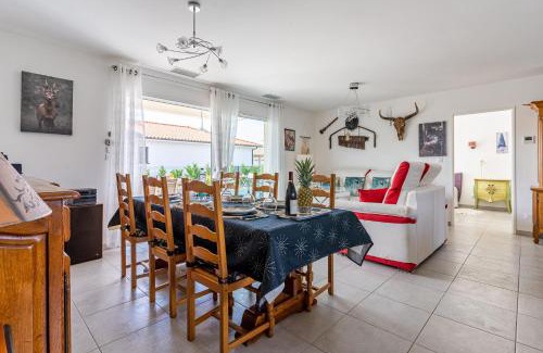 Gastes House | Villa du Lac