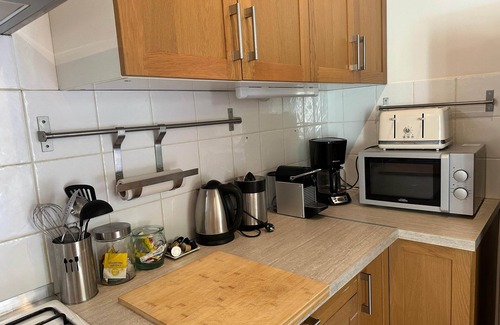 Rognes Villa | Villa du Puits – Garden & Pool – Château Barbebelle Estate