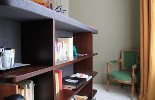 Auteuil Bed & Breakfast | Villa du Square, Luxury Guest House