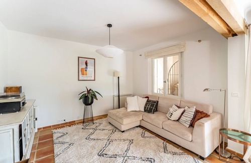 Lorgues Villa | Villa Dumas - Four Bedroom Villa, Sleeps 6