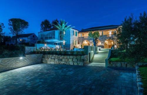 Sukosan Villa | Villa Dumina