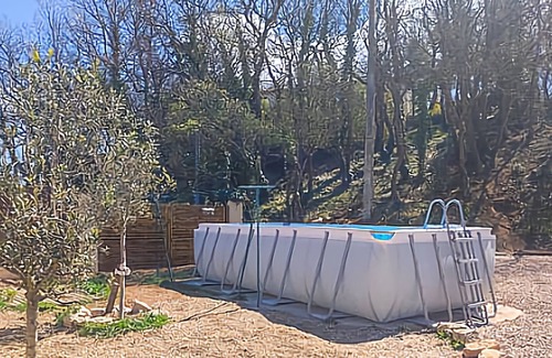 Neoules House | Villa Duplex Avec Piscine Partagée