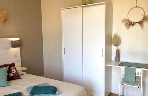 Saint-Jean-d'Angely Apartment | Villa Elda