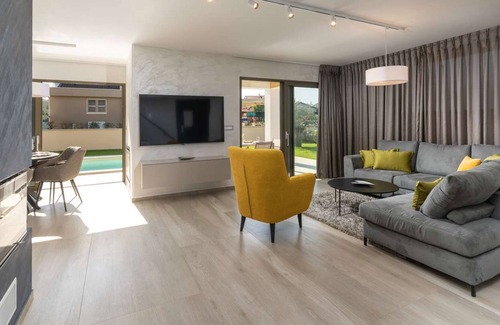 Vrvari Villa | Villa Elena Porec with swimming pool, 3 km from the sea