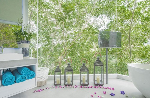 Patong Villa | Villa Enjoy Phuket - new modern Villa in Patong